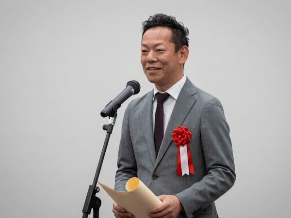 山上氏　授賞式にて