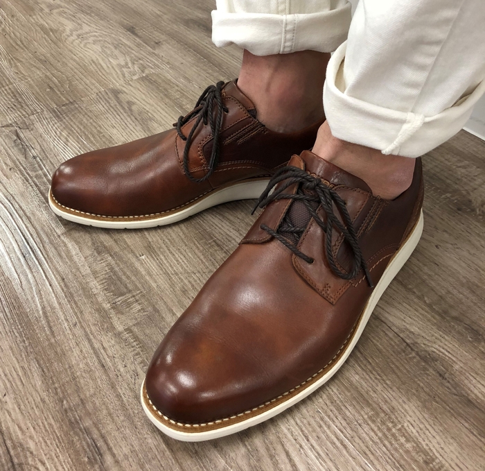 【企画】おすすめスタイル＆シューズ「トータルモーション スポーツドレス」プレーントゥ(タン)￥23,000(CH0241)