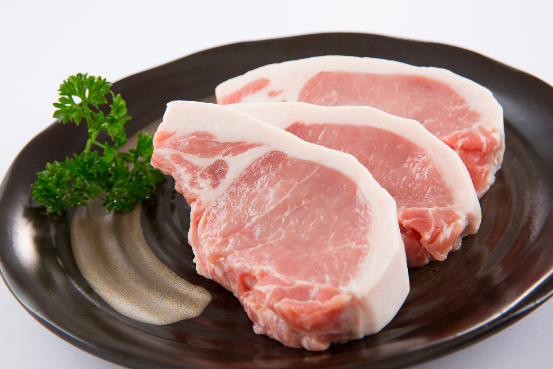 【3/1はブタの日♪】“大商金山牧場×子ども向け保湿剤”異色のコラボ第２弾！お肉を食べてプレゼントをゲットしよう！