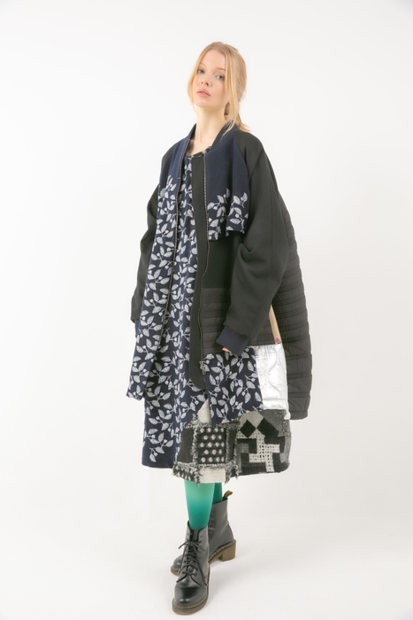 ハチドリウールコート