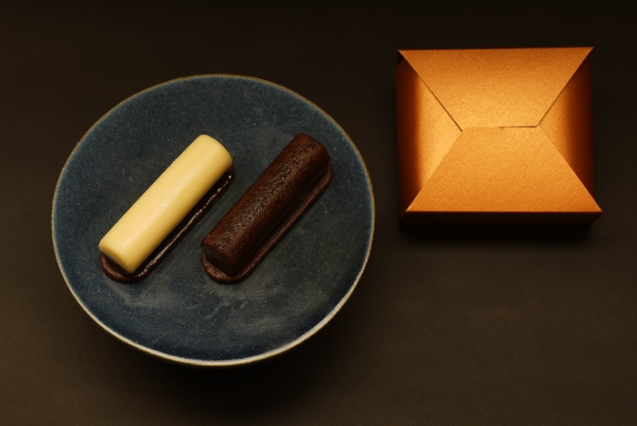 ミニテリーヌ(左:コーヒー、右:ショコラ)