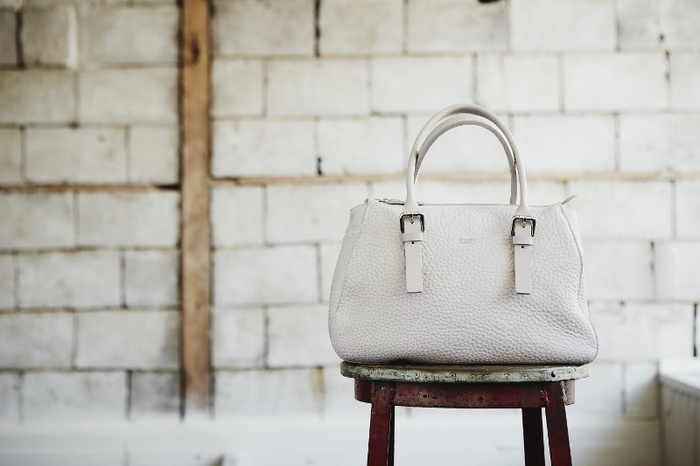 m0851_SMALL TOP ZIP_CHALK_¥67,000