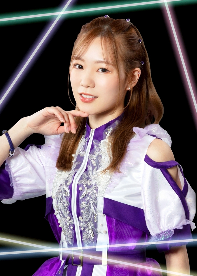 高任芹奈（Serina Takato）