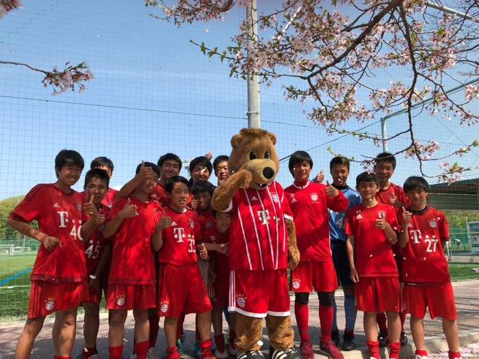 公式キャラクターのベアニーも来日しました!