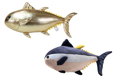 上)金のマグロ 下)オリジナルマグロ どちらでも好きな方をお持ち帰りいただけます