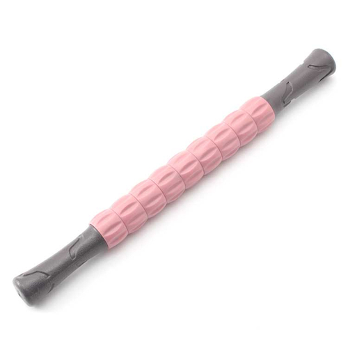 「ヨガ ローラー Stick」価格：1,280円／サイズ：Φ4×W44cm／背中や太ももなど、気になる箇所にコロコロ転がして使うストレッチグッズ。