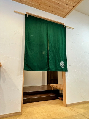 施術ルーム入り口