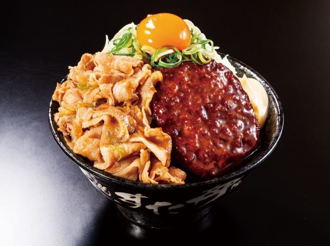 【期間限定メニュー】パワフルバーグ合盛りすた丼 920円(税込)