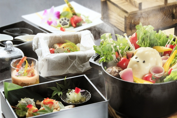 野菜たっぷりの健康お鍋に愛犬専用ビュッフェも愉しめる＜お食事＞