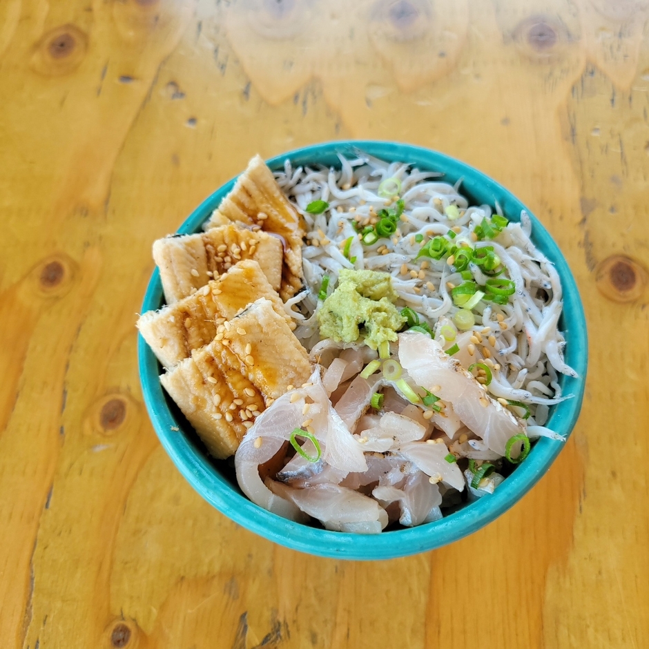 夏のとと丸3種丼