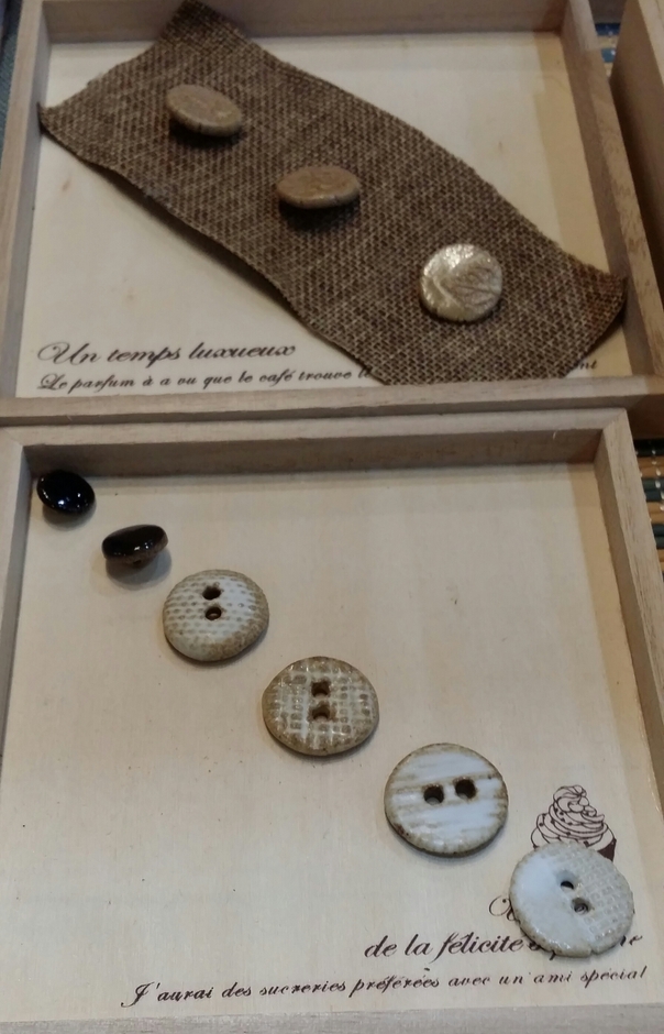 陶器ボタン(Smartpottery Ltd.,Part.)(ブース番号38)