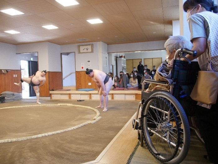 朝稽古見学の様子