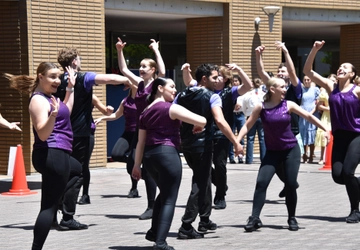 【名城大学】協定締結校のユタ工科大学（米国）の学生たちが本学を訪問　多彩なダンスパフォーマンスを披露