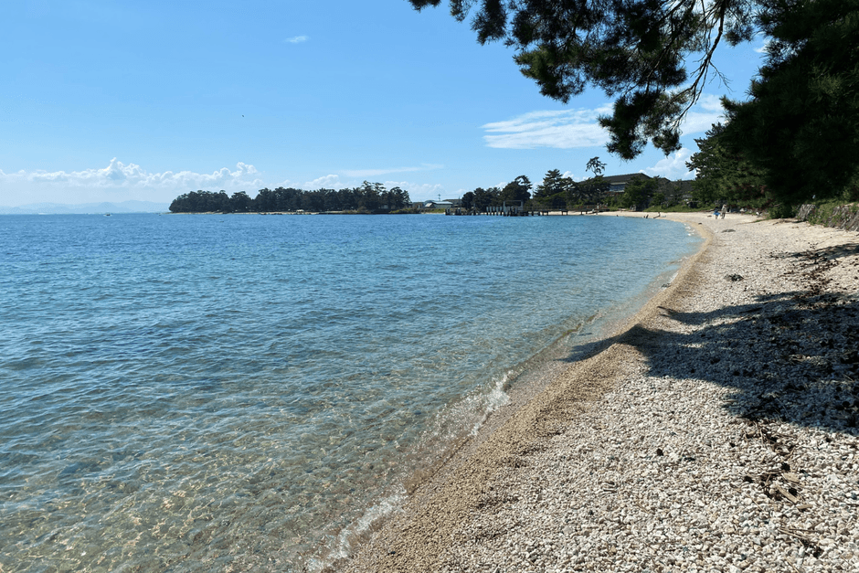 徒歩7分で琵琶湖一きれいな近江舞子浜へ