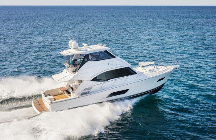 Riviera 52 enclosed flybridge