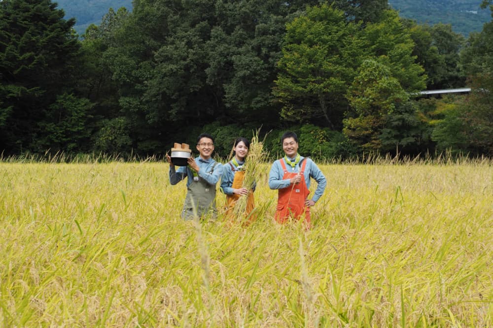 【リゾナーレ那須】種まきから精米までお米づくりの1年を体験「お米の学校」実施 ~田んぼの畔で羽釜炊きごはんを堪能~|期間:2023年4月9日~10月29