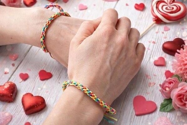 きずなブレスレット作り