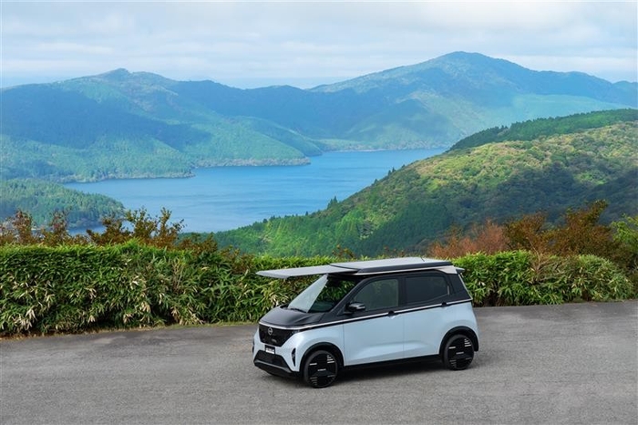 NISSAN／日産サクラ「Ao-Solar Extender（あおぞらエクステンダー）」