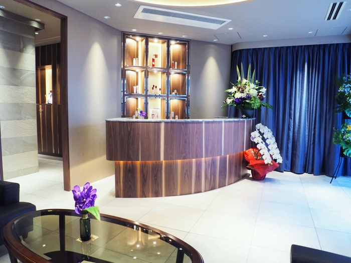 梅田本店 受付エントランス