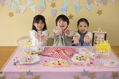 「シリコンねんど」にクラフトキットシリーズ