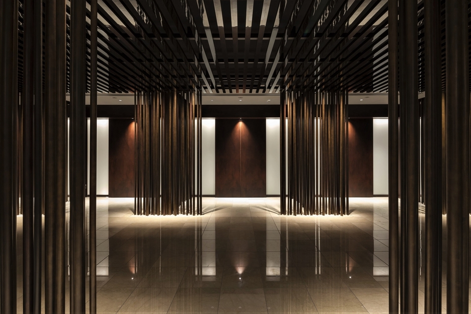 想いでの人と静かに向き合える厳かな空間