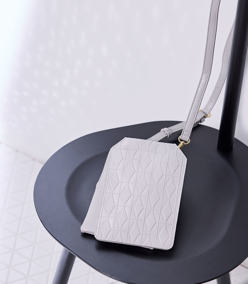 TILE B002　9,350円