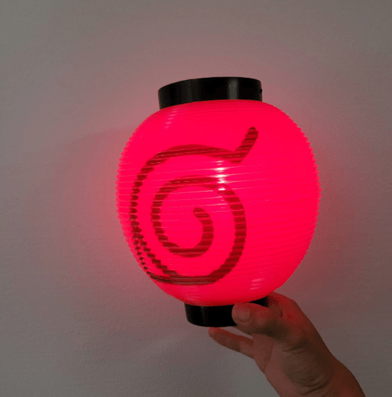 ▲自分で考えたオリジナルデザインで提灯を彩ろう!