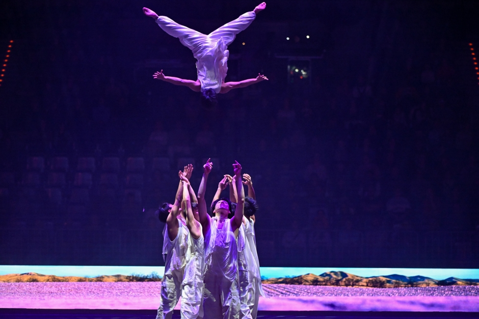 ダイナミックな演技で魅了(©Der Bildjäger)