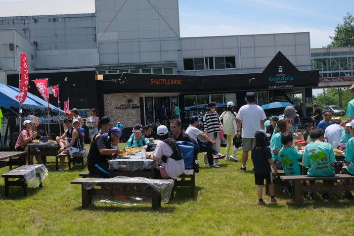 ゴール後の会場の様子