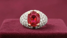 サザビーズ・パリで予想の3倍落札 「おもいお」ではブランドジュエリー査定体制を強化