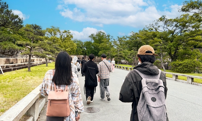 学生によるコース下見の様子