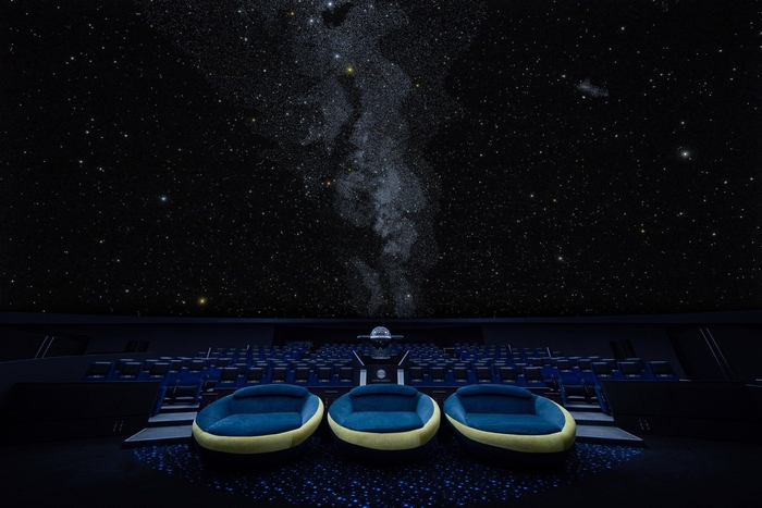 プラネタリウム天空施設写真