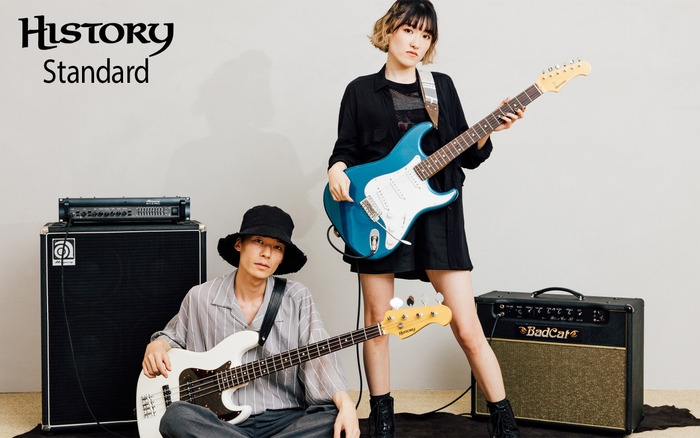 メインビジュアルには、Loiroのベーシスト/Takuma Sato氏(左)と、ギタリスト/RURI氏(右)を起用