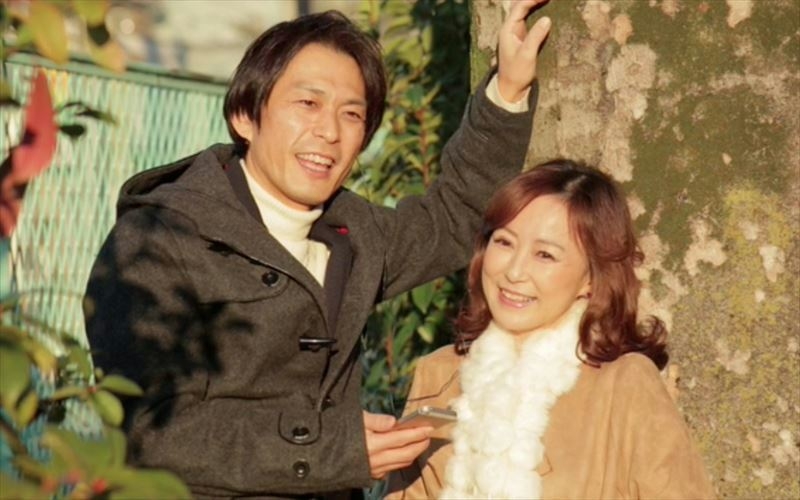 座長将夫と恋人のいつみ