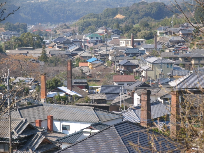 三川内　煙突のある風景