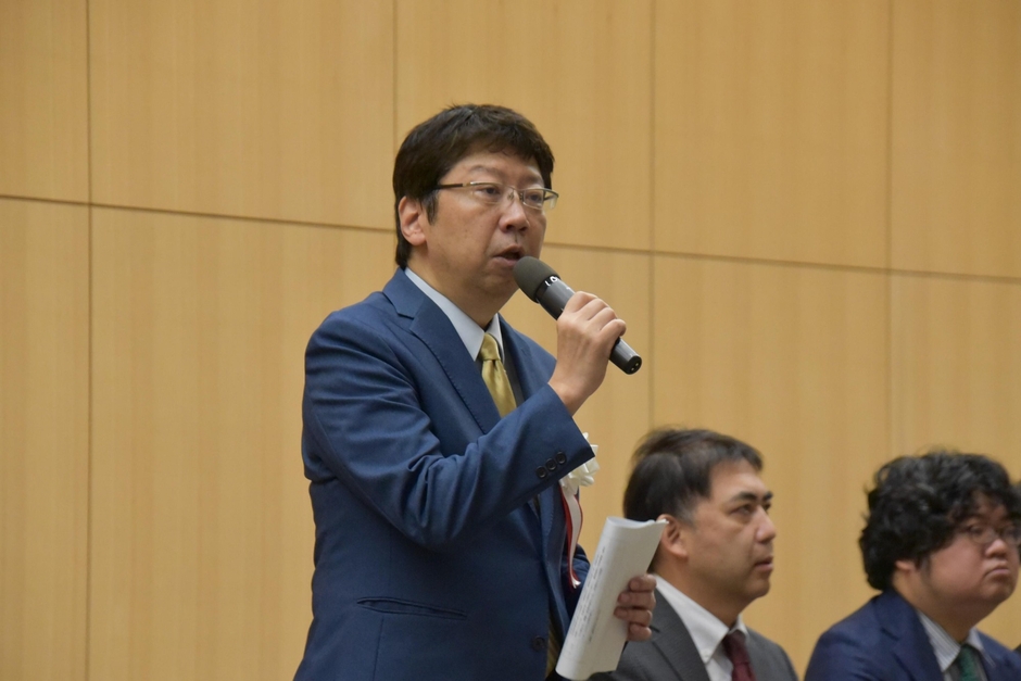 激励する杉本八段