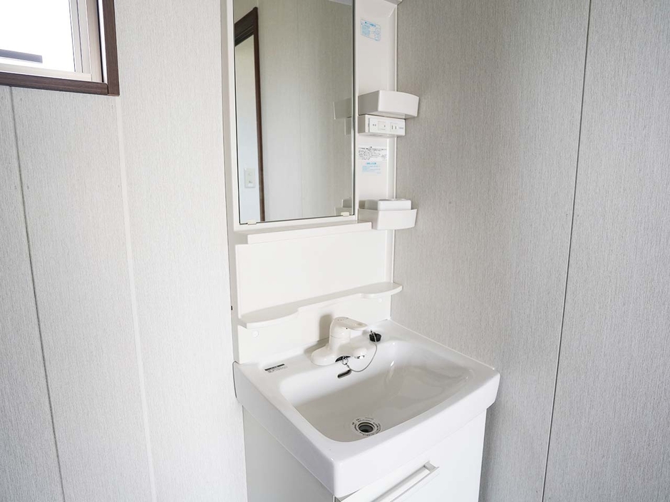 居住向けユニットハウス：洗面台