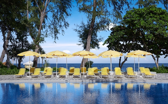 The Standard&#44; Hua Hin プールサイド