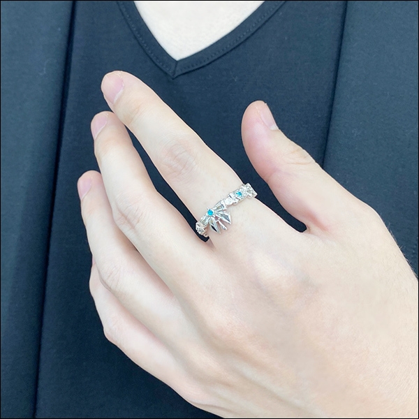 モチーフリング<アイリス ver.>着用イメージ