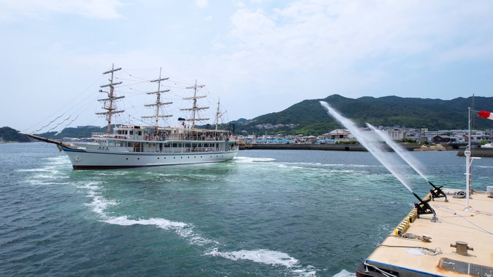 ウォーターキャノン_日本丸