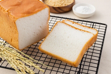 熊本製粉、“選ばれる米粉”「コメトワ」を本格展開　 発売後初の大型展示会出展と専用LP公開を通じ、 パン・スイーツ分野へ新たな価値を提案