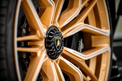 Lamborghini Sian FKP 37　8