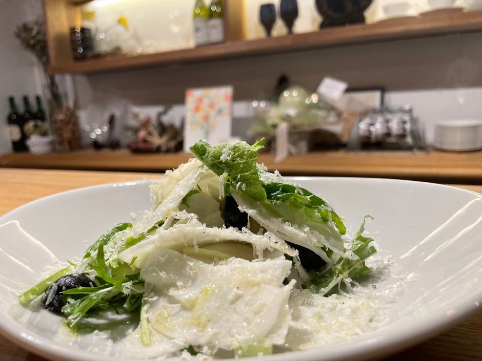 甘いカブのサラダ