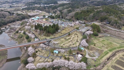 伊賀市の西の玄関口　『島ヶ原温泉やぶっちゃ』
3人制バスケットコート完成！・5/6(水)第1回「やぶっちゃ市」開催！