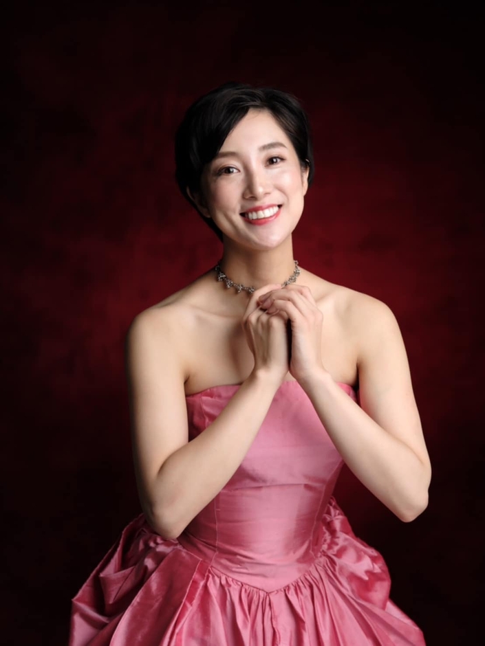 鶫 真衣(陸上自衛隊中央音楽隊ソプラノ歌手)