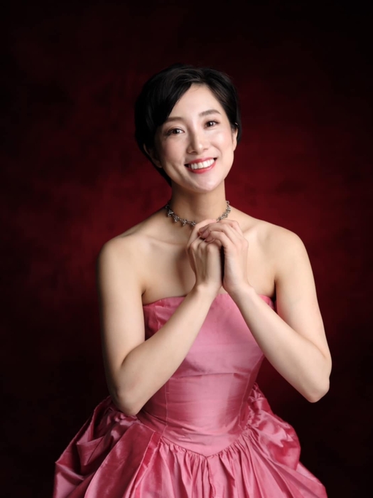 鶫 真衣(陸上自衛隊中央音楽隊ソプラノ歌手)