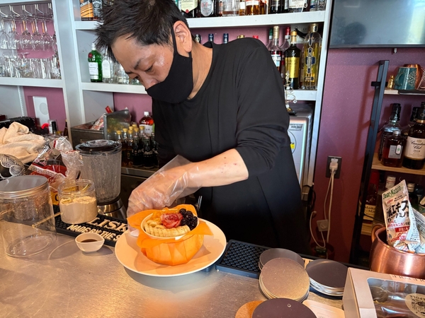 庄司社長の鮮やかな 盛り付け