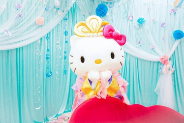 淡路島でハローキティの世界を楽しもう！ メディアアート＆レストラン「HELLO KITTY SMILE」入場料金改定