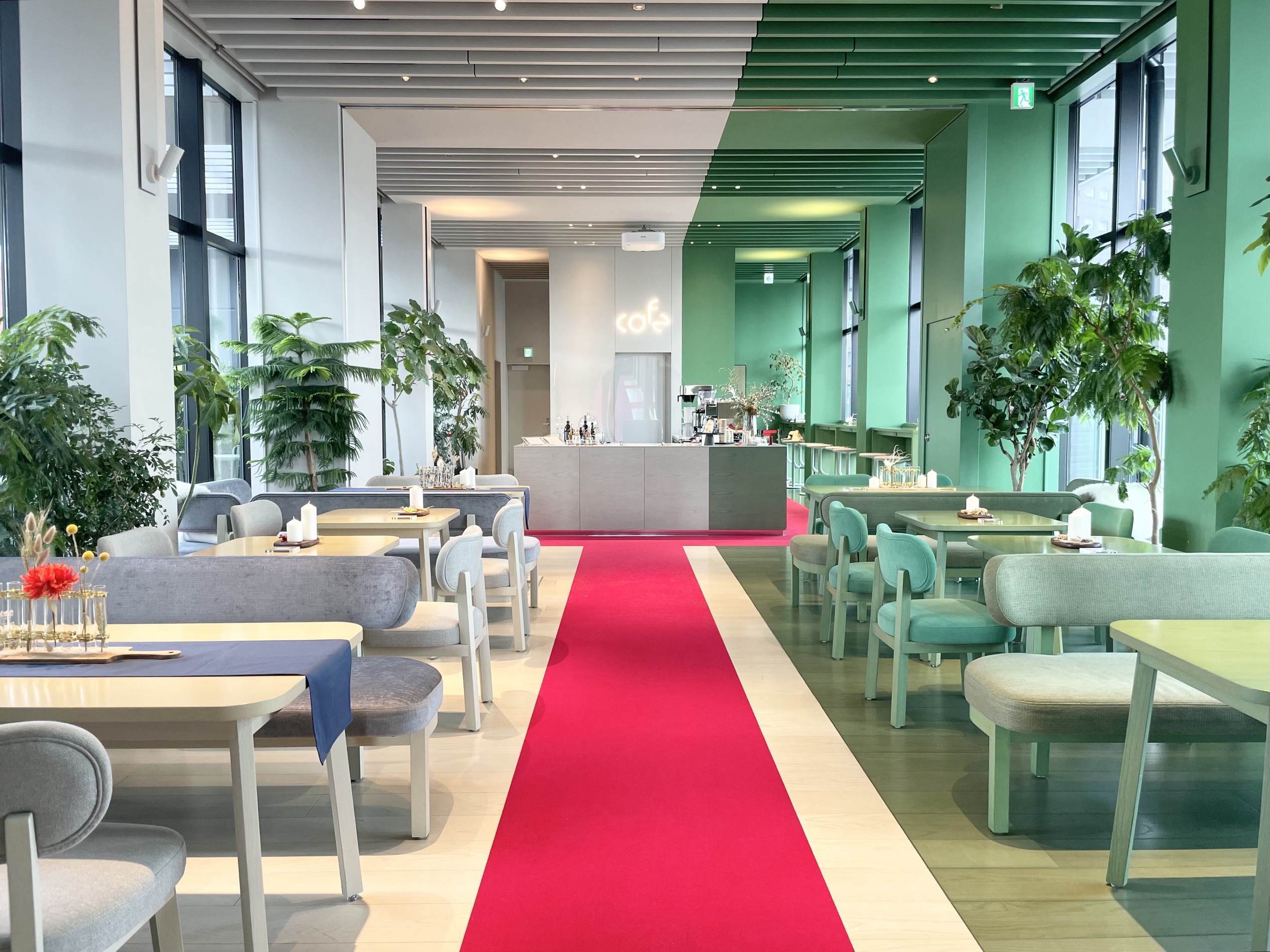 産学連携企画で2022クリスマス装飾を実施【toggle hotel × ICSカレッジオブアーツ】