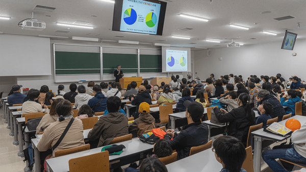 昨年の様子（九州大学　特別授業）